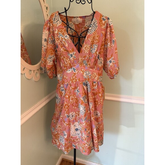 NWT Trovata Birds of Paradis Gia Puff Sleeve V Neck Mini Dress Floral Size Large - Picture 2 of 8